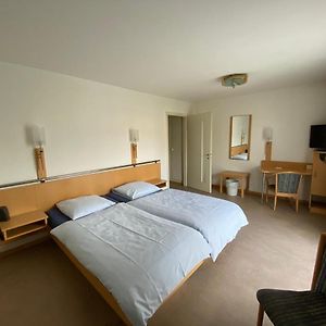 Camera con letto king size